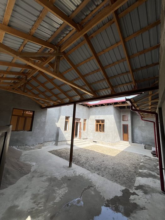 Nazarbek, Turkiston mahallasida uy sotiladi