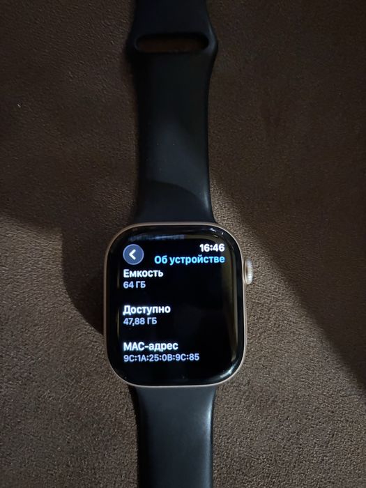 Продам часы Apple Watch 10