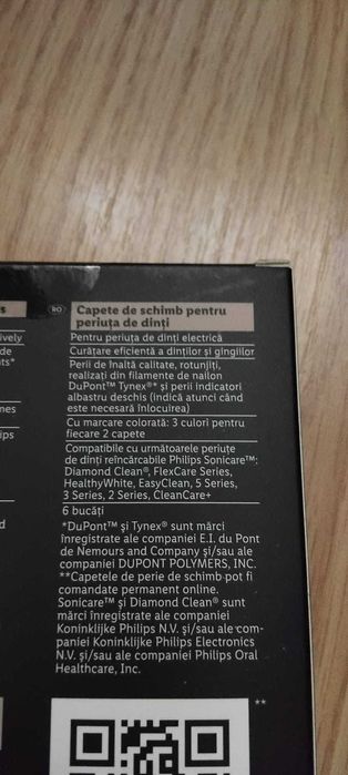 Periuta cu ultrasunete si 9 capete rezerva ,sigilata noua