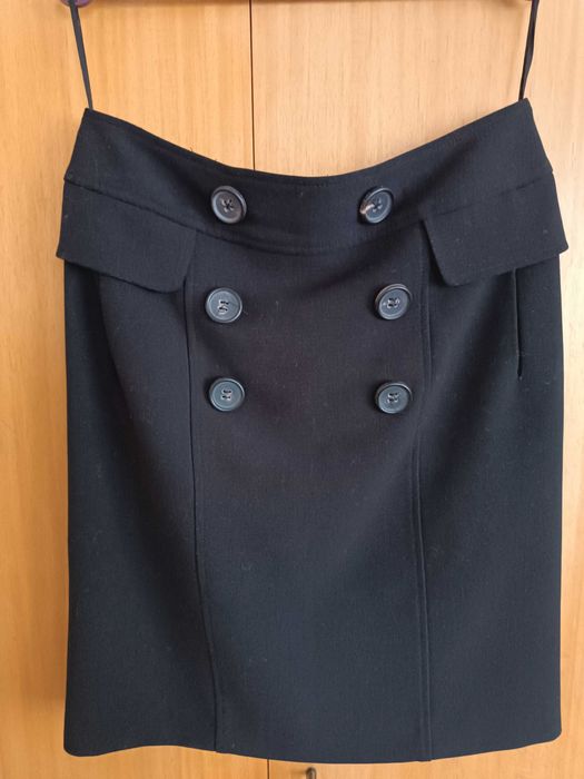 Черна пола с подплата