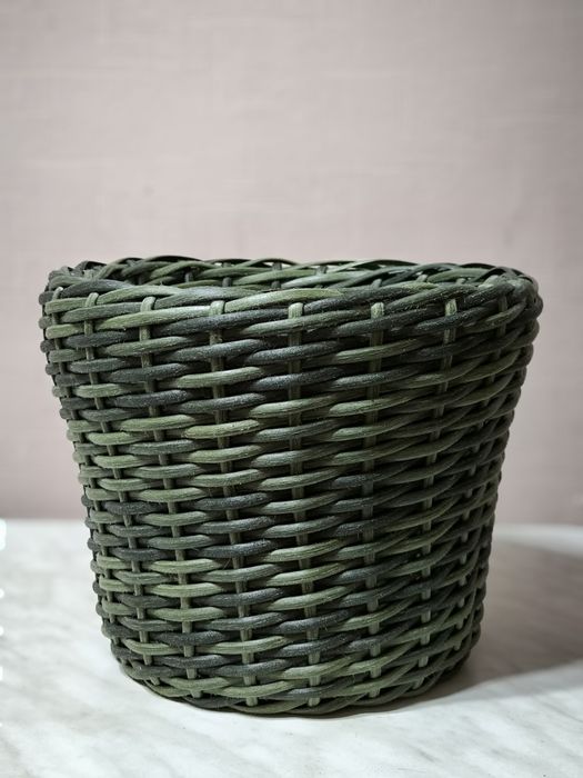 Кашпо из ротанга