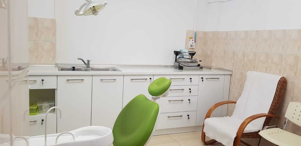 Inchiriez cabinet stomatologic Policlinica Kogalniceanu