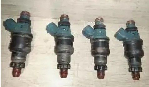 Форсунки комплект Мазда 626