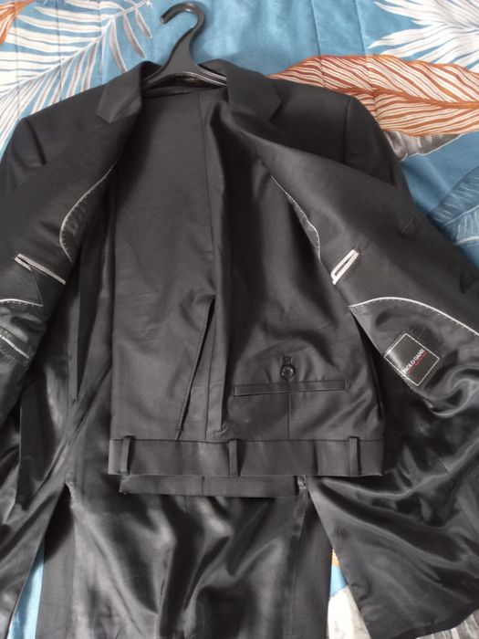 Продам новый костюм двойка