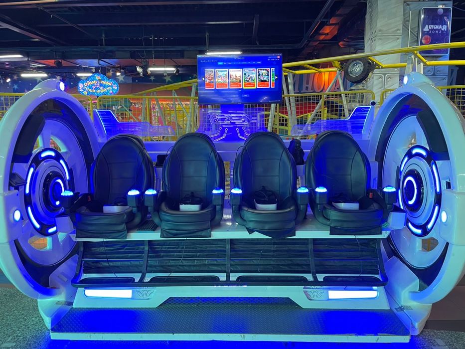 Аттракцион вр Funin  360 3D 5D 6D 7D американские горки 4 сиденья