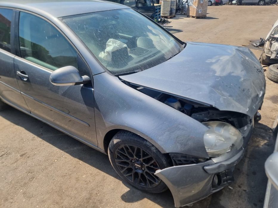 Dezmembrez Volkswagen Golf - 5 (2003 - 2009), 2.0 tdi, manual, BKD, FUQ