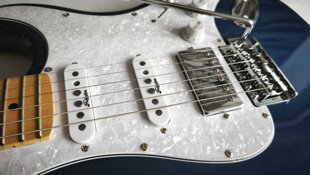 Chitara electrica stratocaster Fullerton Strat ST-01-TDB-HSS Garantie