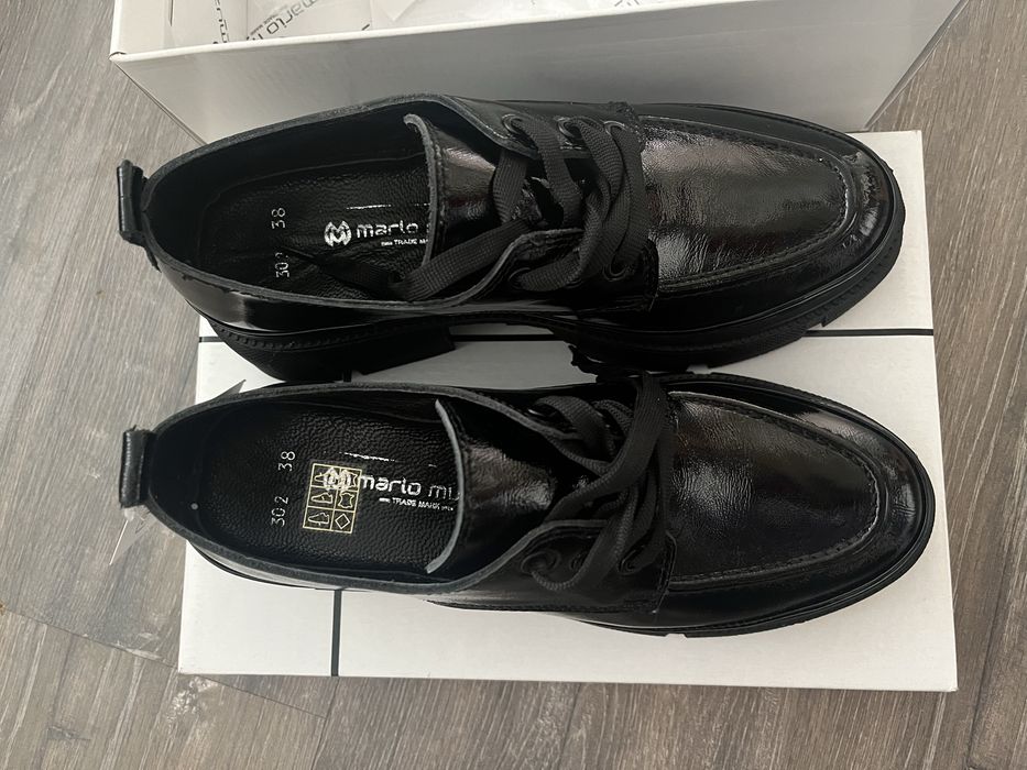Продам лоферы Mario Muzi