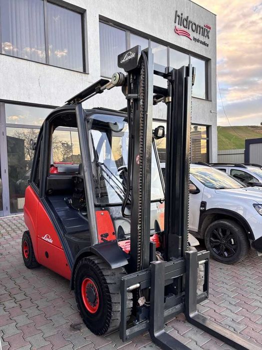 Stivuitor - Motostivuitor Linde H30T GPL An fabricație 2006