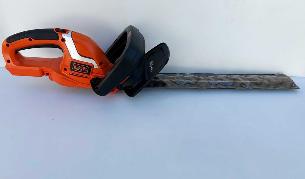 Black Decker BDHT18 H1 - Акумулаторен храсторез 18V