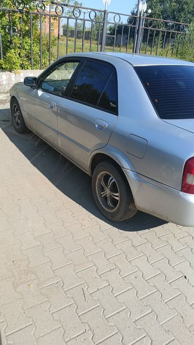 Продам машину Мазда Фэмили