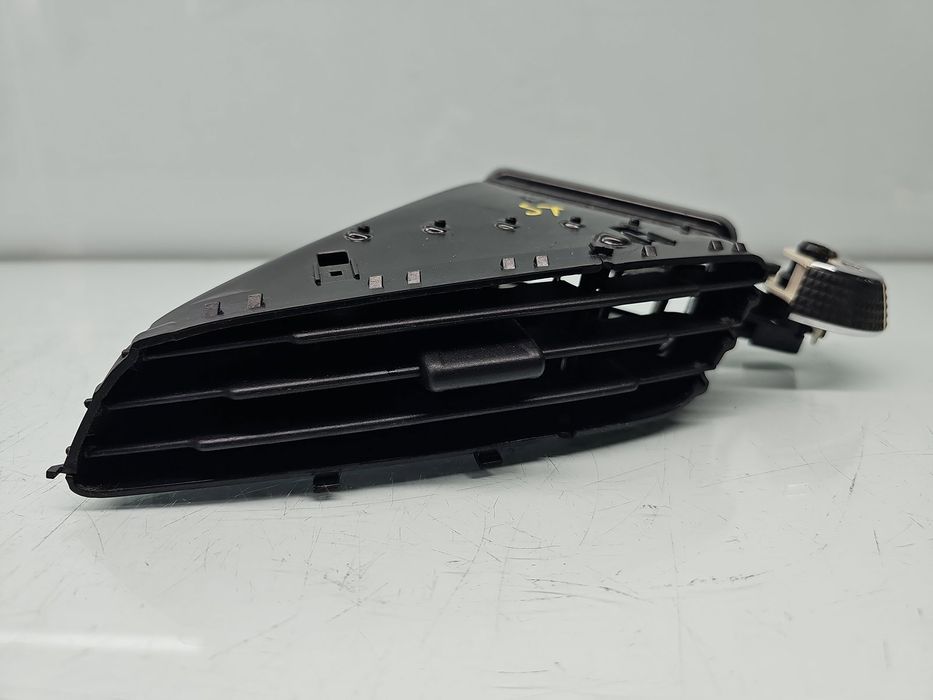 Grila aerisire centrala stanga Ford C-Max 2 [Fabr 2010-2015] 07465-001