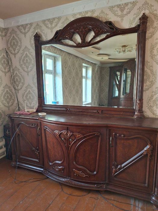 Srochno mebel sotiladi