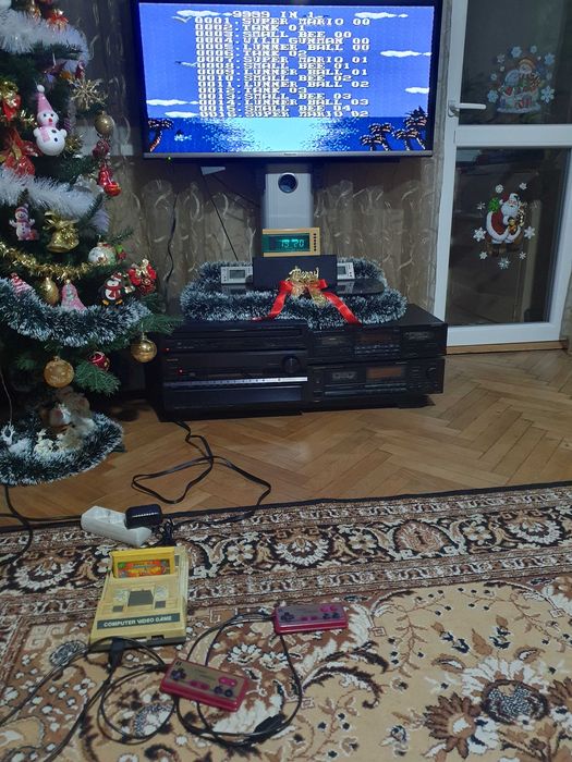 Nintendo 8bit + кабели, джойстици и дискета