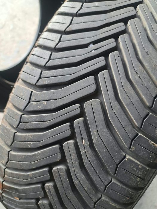 2 anvelope Cross Climate 195 60 r15 Michelin