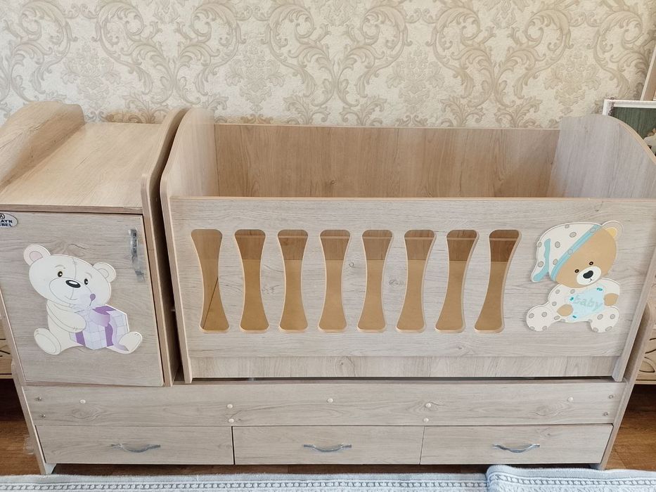 Детский кравот качалка