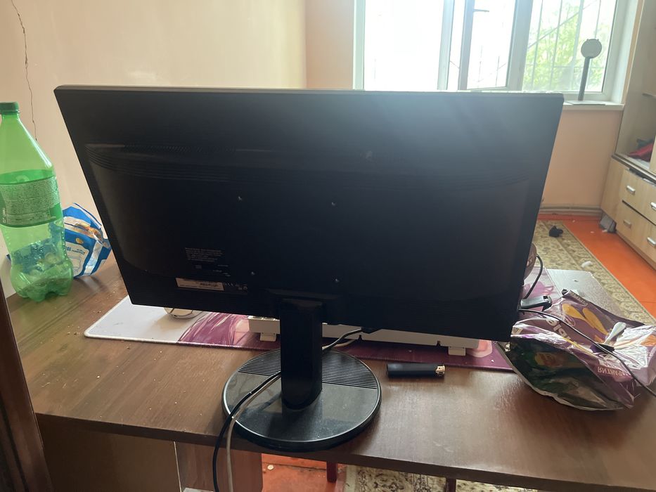Монитор acer K222HQL в хорошем состоянии