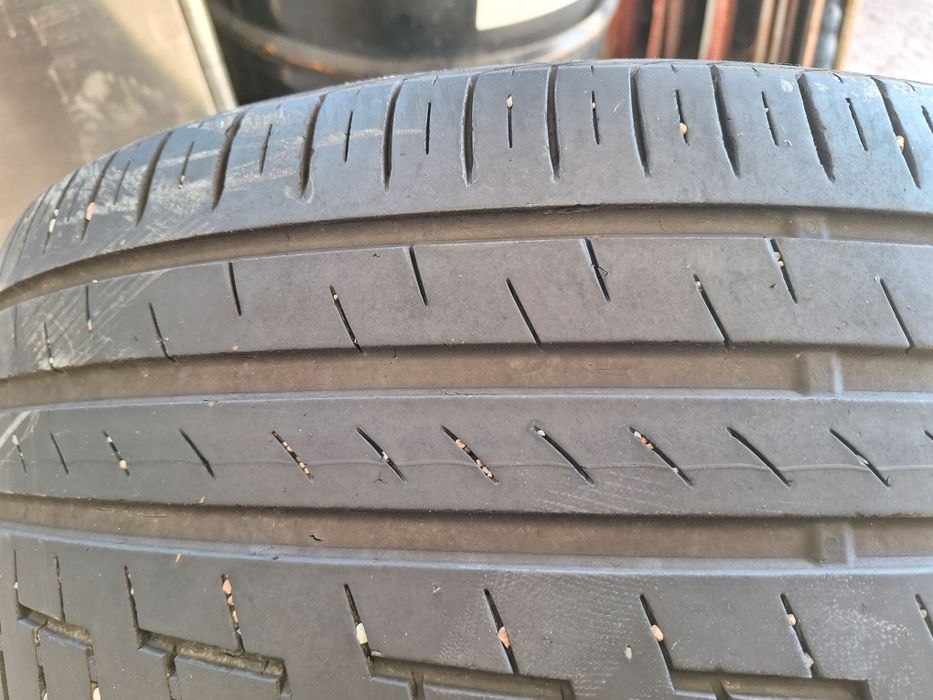 Продам шины б/у  Continental