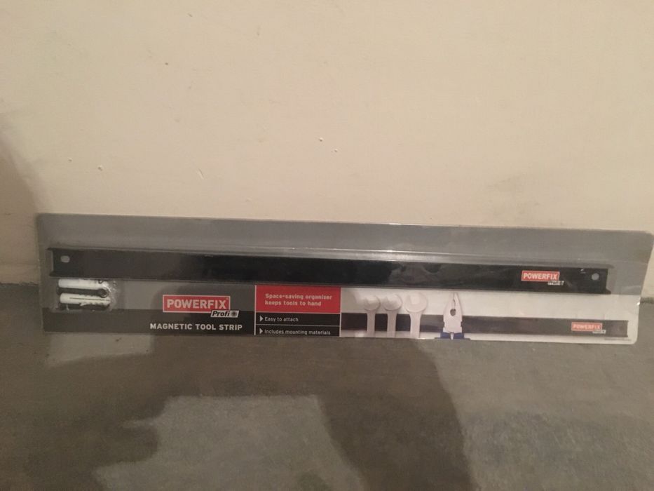 Държач за прибори за кухня-15лв.