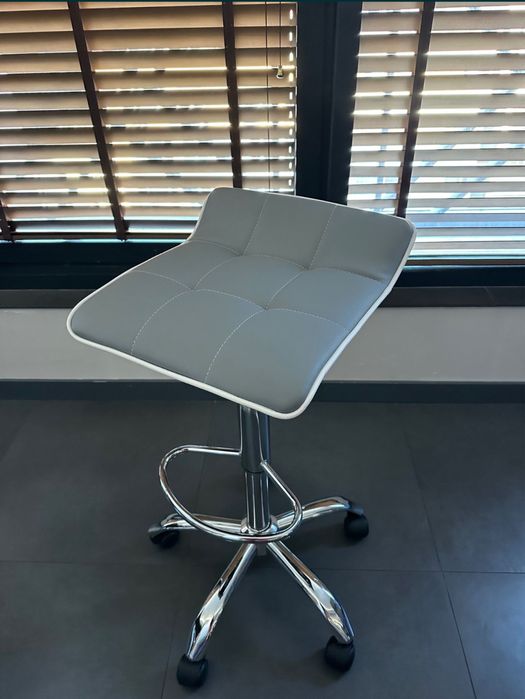 Бар Стол на колелца Париж с 24 м гаранция и безплатна доставка до офис