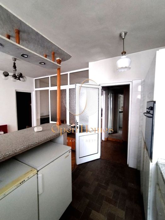 Продава се Тристаен апартамент в Пловдив, Въстанически - 135 кв.м за 1097 €/кв.м - Снимка #7
