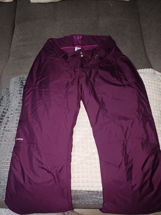 Jacheta schi mărimea xl și pantaloni mărimea M dama