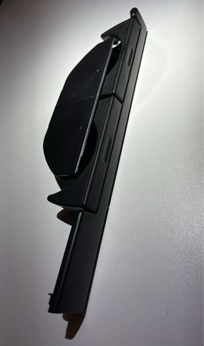 Передний подстаканник для E39