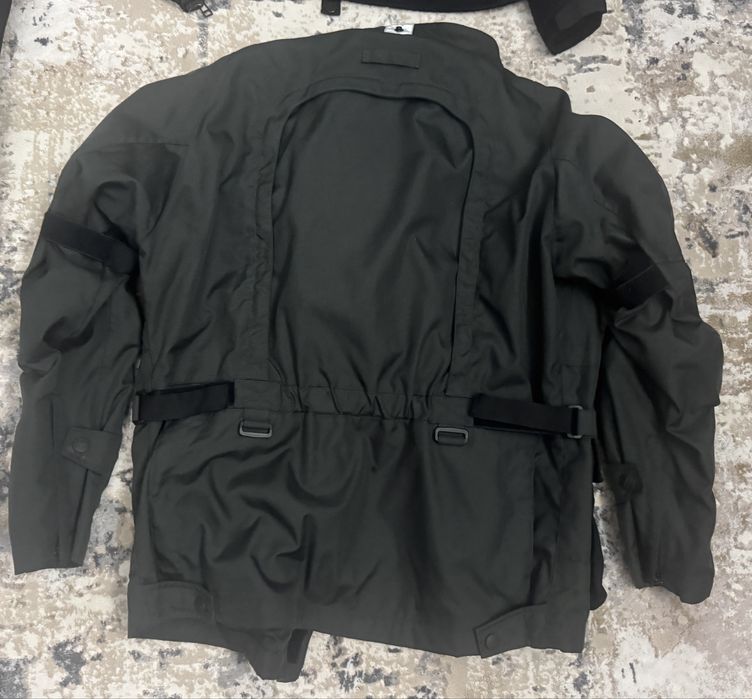 Geaca moto 52  barbati- Pantaloni dainese 44 dama