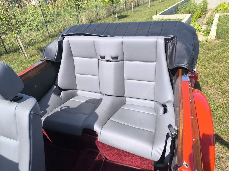 Beauford tourer ( mașină epocă)