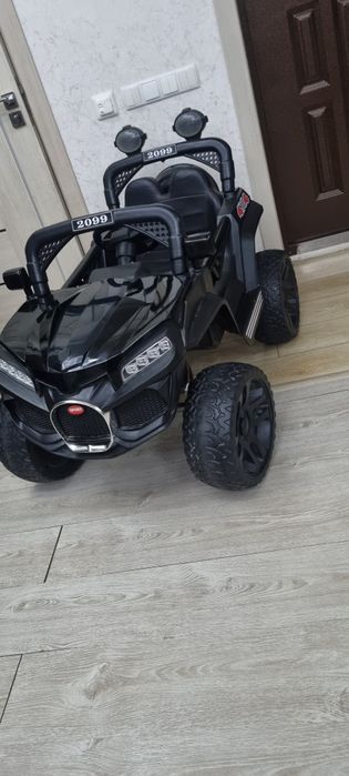 Детская машина с пультом