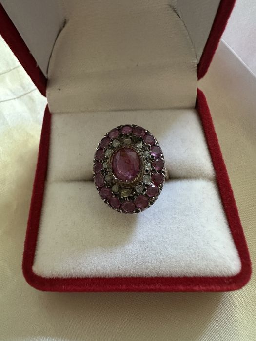 Старинен пръстен с рубин