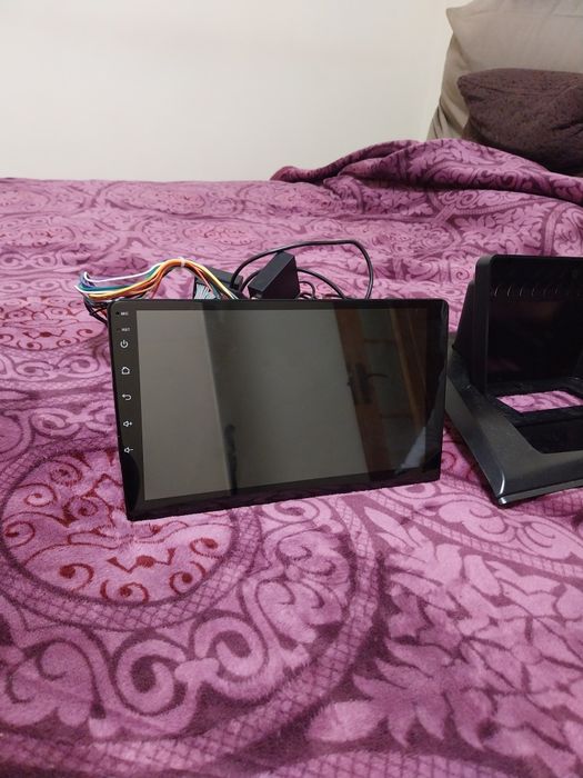 Vând navigatie bmw x3 e83