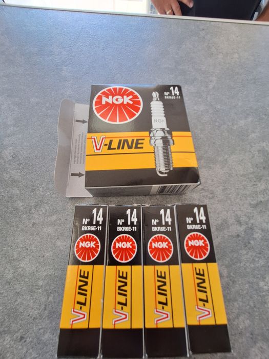 Свещи NGK обикновени и  иридиеви за   Хонда Сивик CRV Accord Jazz