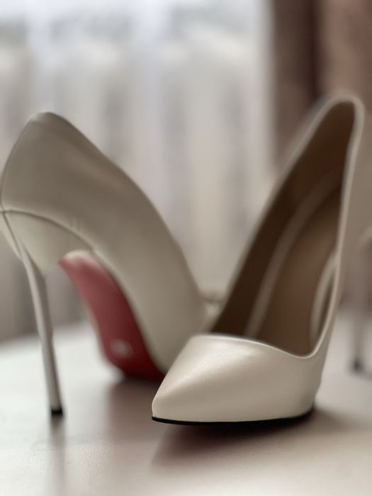 Каблук Туфли 10 см продаю