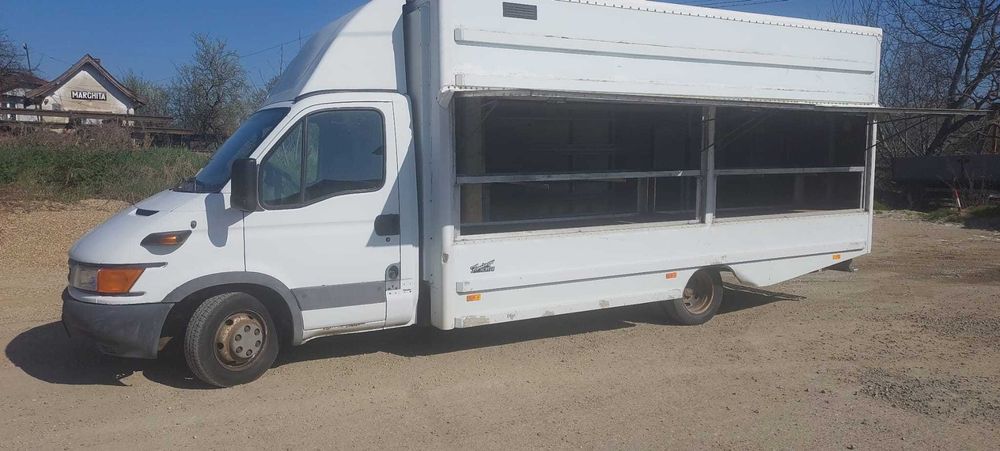 Vând Iveco daily