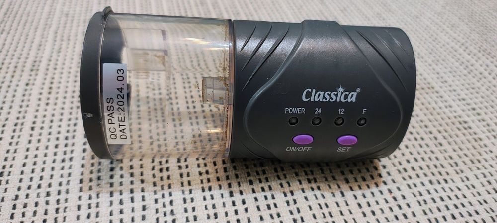 Acvariu 20L complet echipat