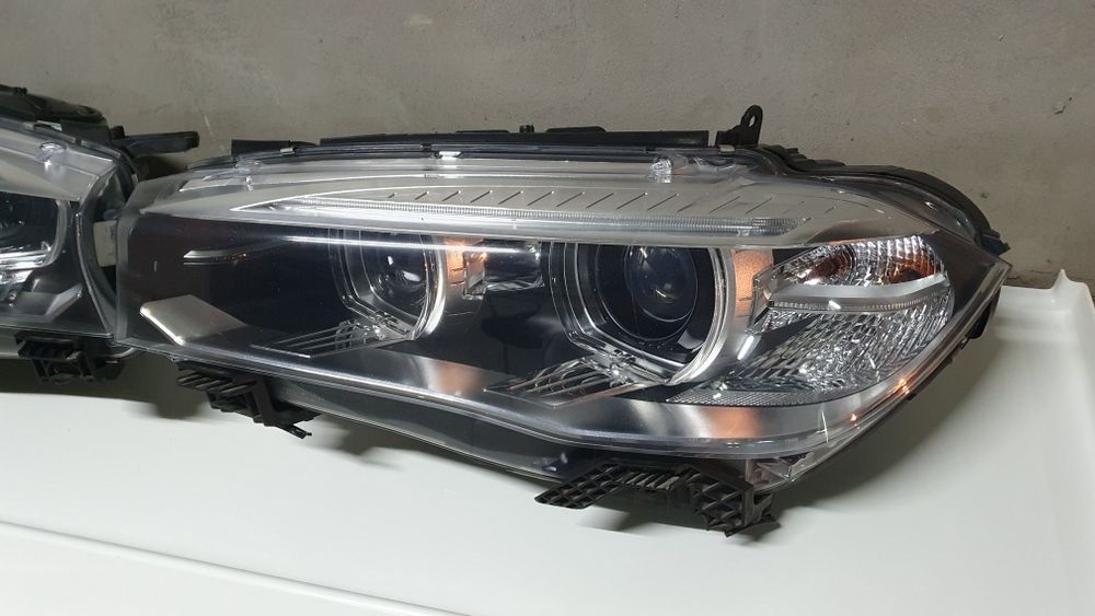 Set far faruri stanga dreapta xenon led BMW x5 f15 x6 f16 complet tms