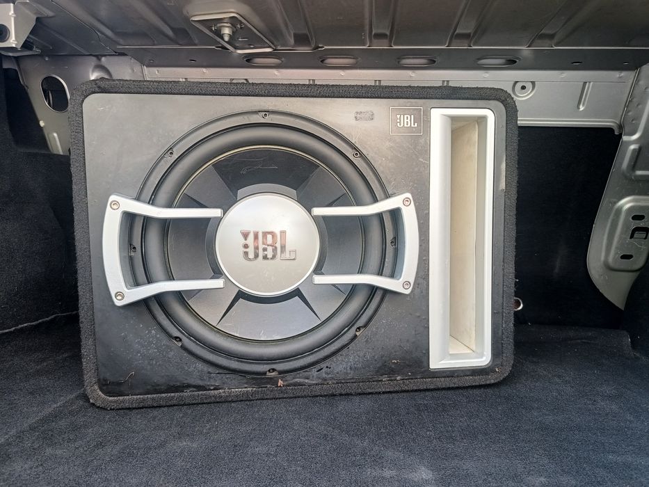 jbl stare foarte bunacu proba subwoofer auto tun de bass auto
