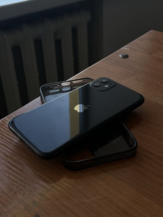 Обменяю Iphone 11