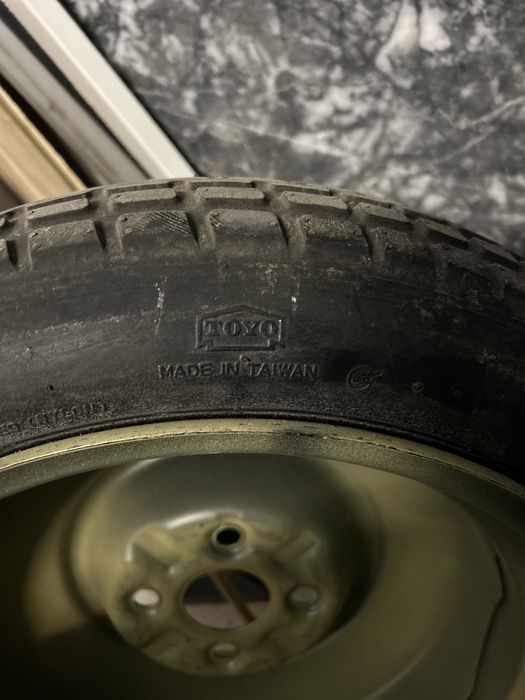 Гума патерица 115/70/14 Toyo