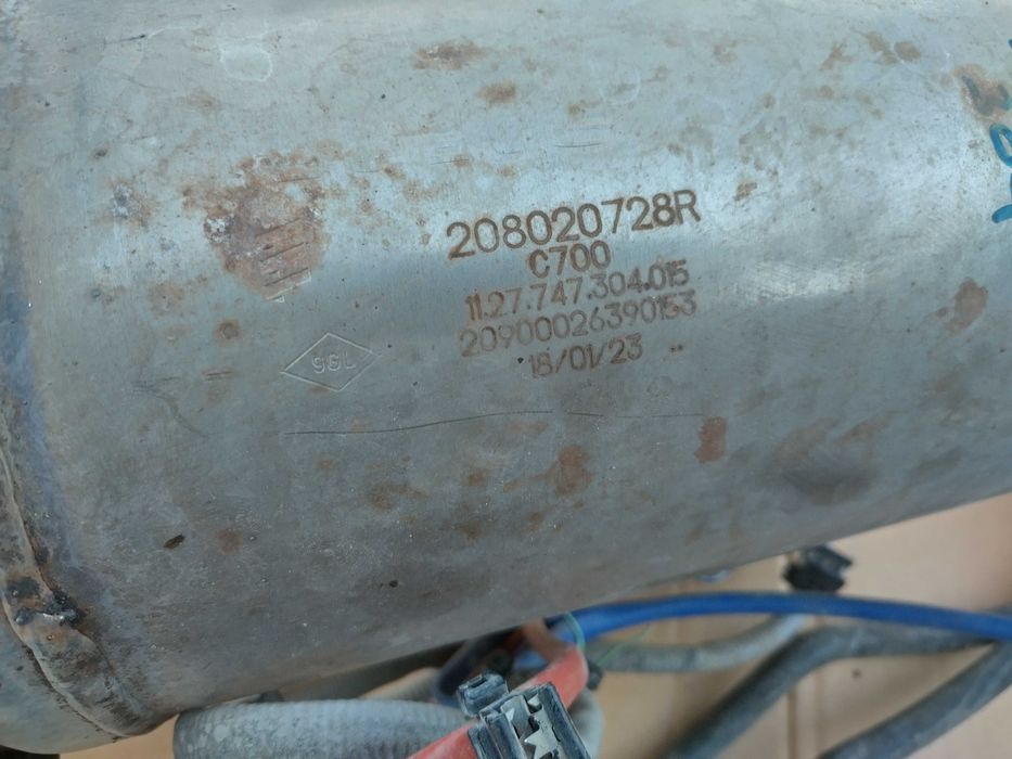 catalizator pompa servo caseta directie 2.0 dci Renault trafic 3  2023