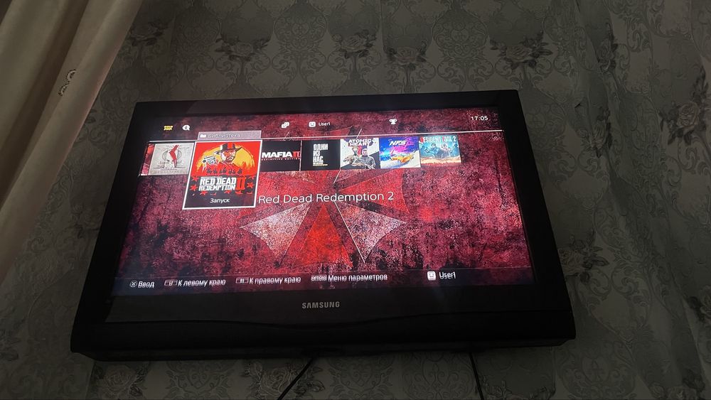 Продаю Прошитый  ps 4 slim на 1 терабайтик