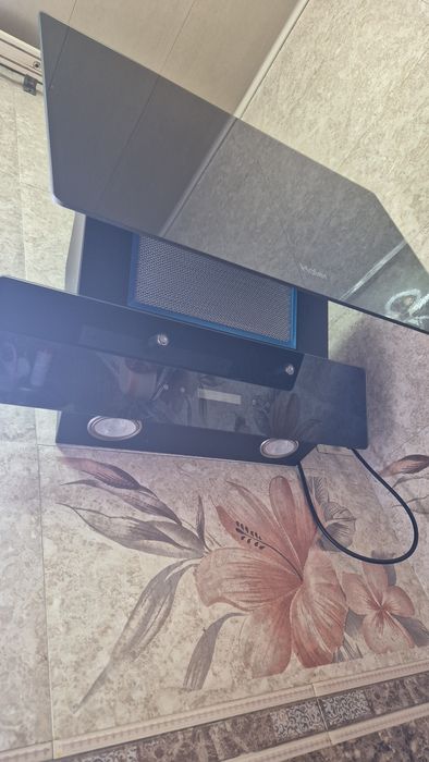 Вытяжка Haier HVX-W672GB