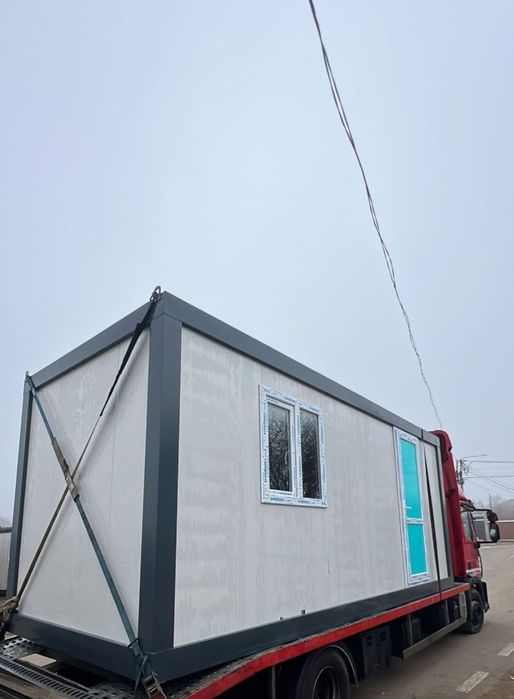 Vand containere modulare la super preț-calitate