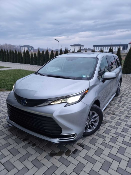 Toyota Sienna 2021