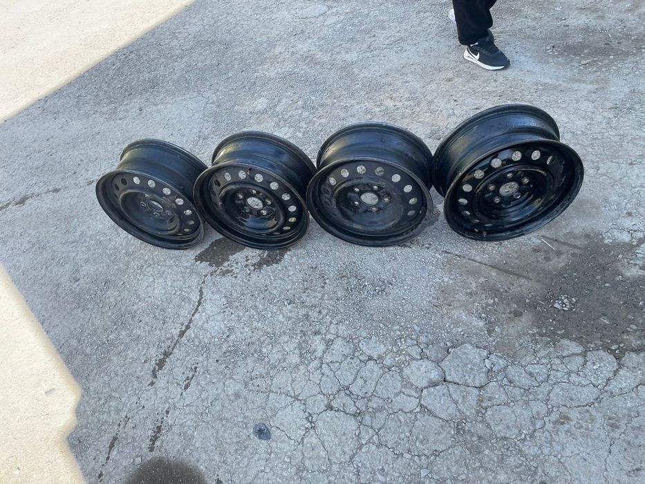 Продам диски r16