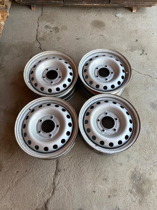 Диски на ниву R16