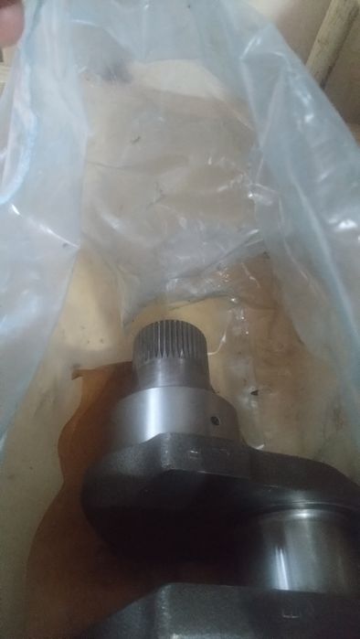 Колянов вал трактор перкинс