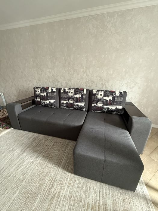 Продам диван в хорошем состоянии