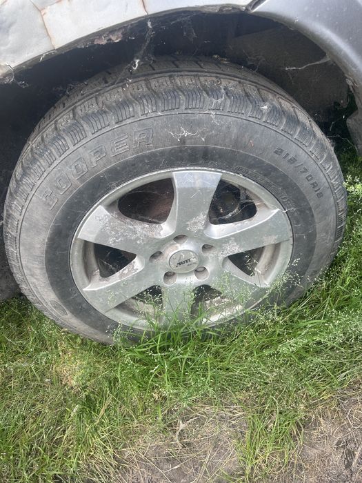 dezmembrez Nissan Xtrail t30 4x4